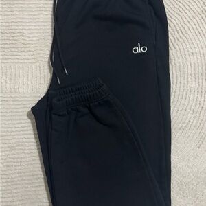ALO Yoga  Charcoal Sweatpants